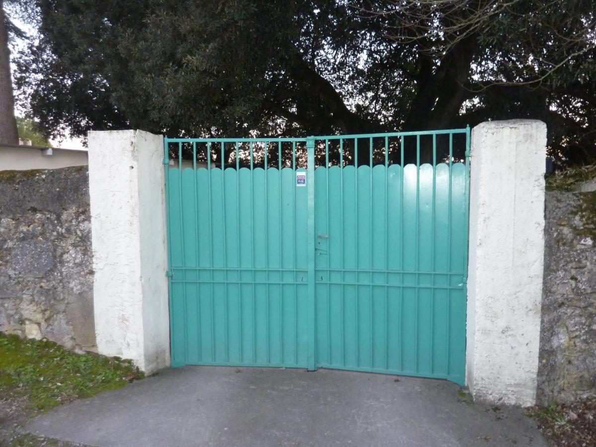 Beaux Chenes Acomodação com café da manhã Nérac Exterior foto